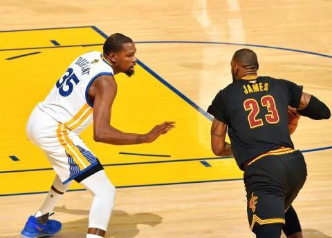 剑南春｜米兰1-0拉齐奥暂登顶，莱奥制胜，托莫里献助攻（剑南春｜莱奥破门助米兰1-0小胜拉齐奥暂登榜首，托莫里送助攻）