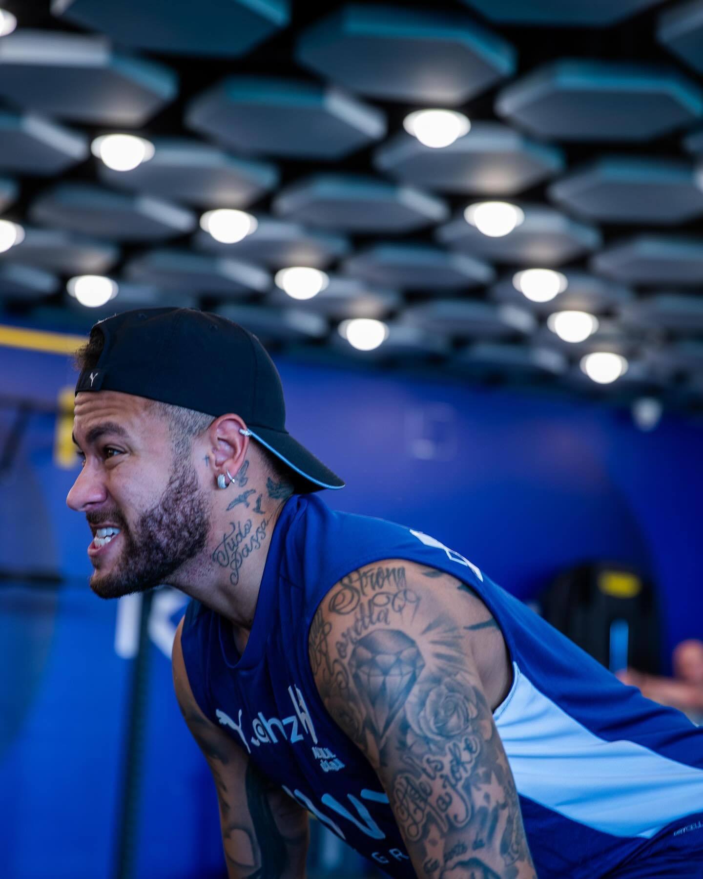 埃梅里：这块场地是我的美好回忆，我曾在这击败利物浦夺冠（埃梅里：这片球场承载美好回忆，我曾在此击败利物浦夺冠）