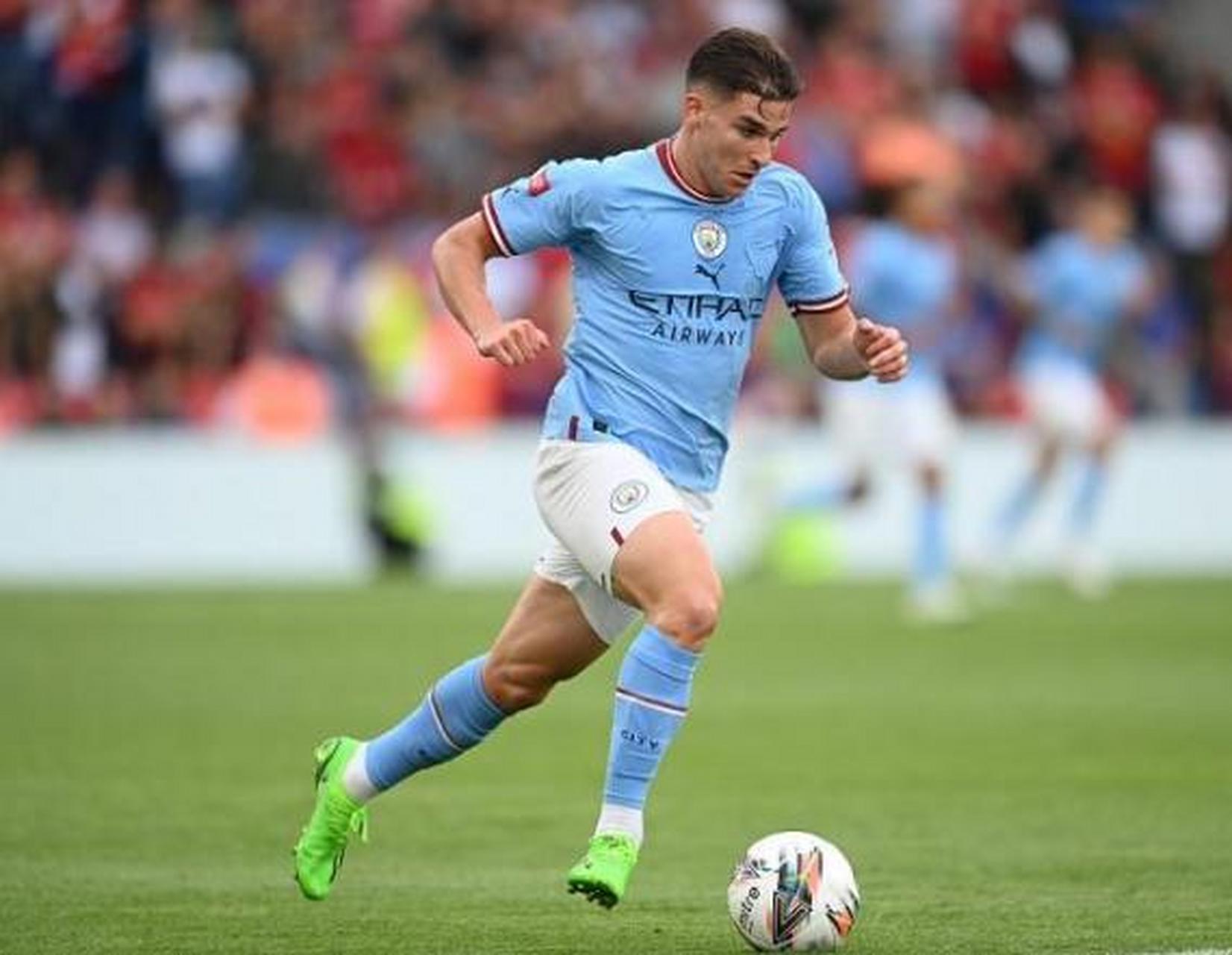 左臀受伤，萨格斯无奈离场（萨格斯左臀受伤提前离场）