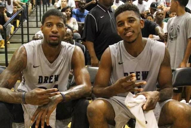 野猫官方：队长瓦格斯塔夫缺席对阵凤凰和跳伞蚁，休夫纳代替其出战（野猫官宣：队长瓦格斯塔夫缺席对阵凤凰与跳伞蚁，休夫纳将顶替出战）