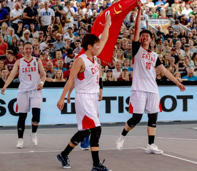 中超转会市场大变动！三笔重大交易同时曝光，深圳大连国安成最大赢家（中超转会风云突变：三笔重磅交易同曝，深圳、大连、国安成大赢家）