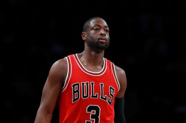 湖凯经典对决！布朗：作为球员还能奢求比这更好的篮球氛围吗（湖凯大战再现！布朗感慨：身为球员还能有比这更佳的篮球氛围吗）