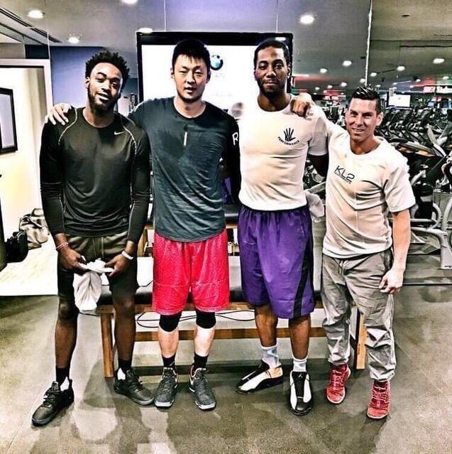 老鹰vs子弹前瞻：两队近期状态低迷，进攻火力决定走向（老鹰战子弹前瞻：状态下滑成共性，火力对比或成胜负手）