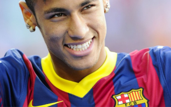 冬窗锋线猎物争夺战！英媒点名塞梅尼奥更适合红军（冬窗前锋引援大战：英媒力荐塞梅尼奥最适合红军）