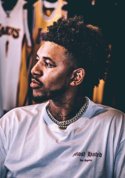 瓜帅执教千场里程碑大战利物浦 数据：曼城赢球（瓜帅千场里程碑战利物浦 数据显示曼城取胜）