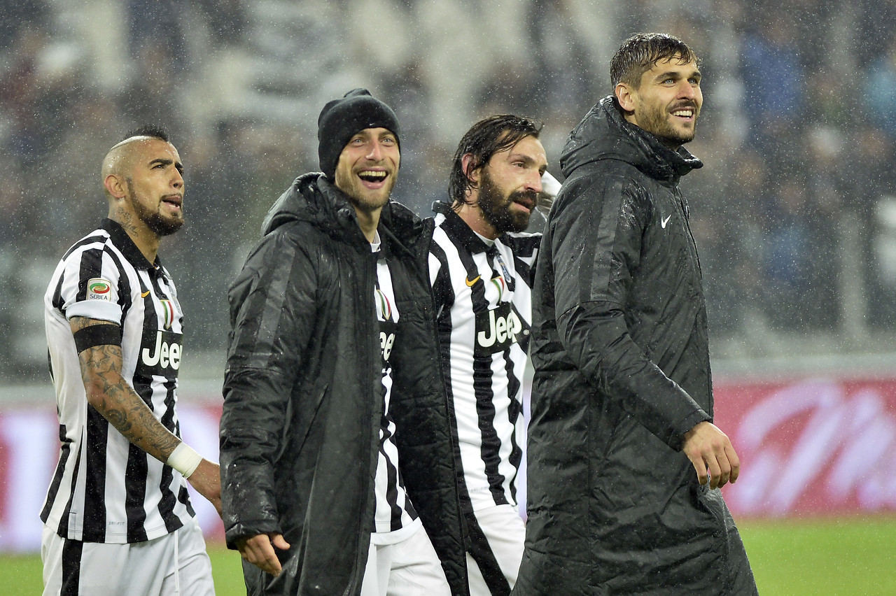 NBA战报：戴维斯24分14板，独行侠119-111击败篮网（NBA快讯：戴维斯拿下24分14篮板，独行侠以119比111力克篮网）