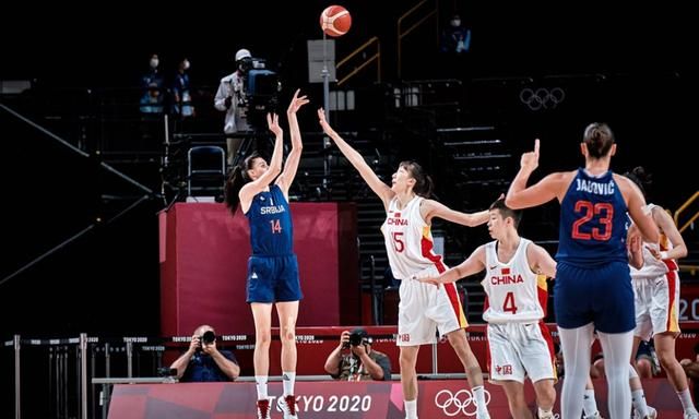 三阵鲨鱼？二阵狼王？21世纪最佳阵容，离谱的没变了！（21世纪最佳阵容仍离谱：鲨鱼竟在三队，狼王只列二队？）