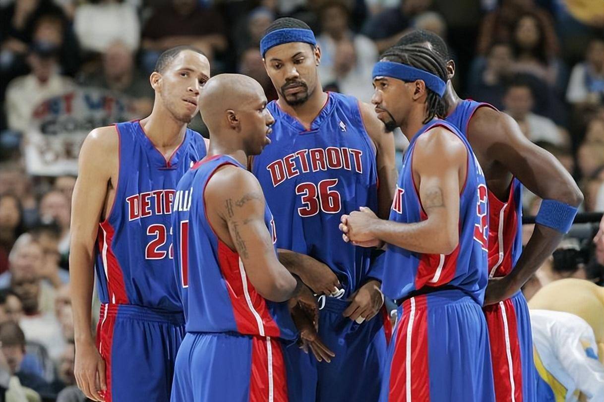 官方：26年1月起，德甲、德乙球场内将显示实际补时时长（官宣：2026年1月起，德甲与德乙赛场将公开显示实际补时时长）